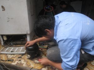Sua-Tu-Lanh-Tai-Tran-Duy-Hung-–-Dich-Vu-Tan-Noi-Chuan-Ky-Thuat-Tu-Hanell